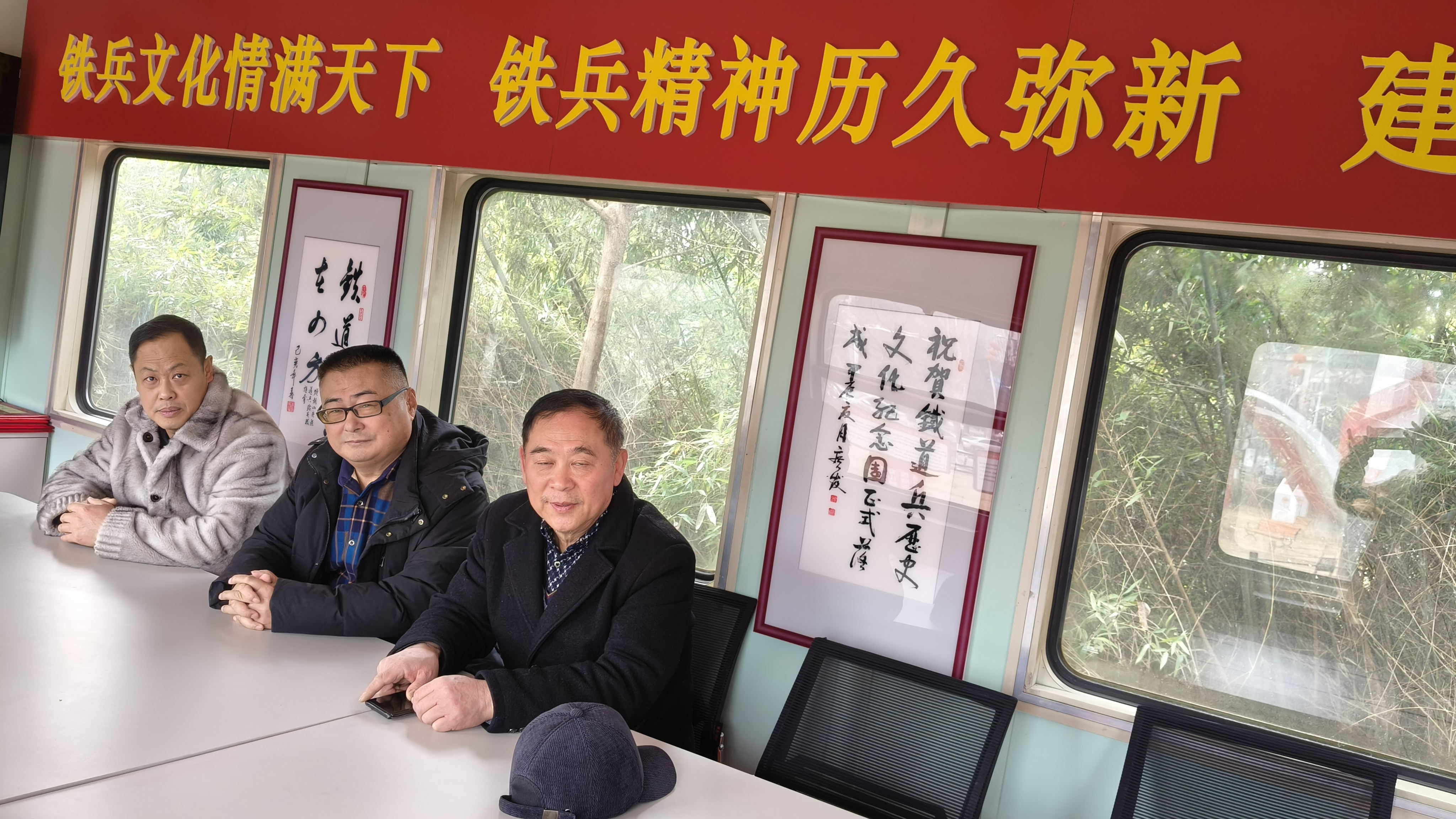 2ccc667bfc287de68a64ad1c4a5bb81.jpg