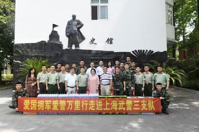 15af57cd892763ea8418bc730b54d64.jpg 15af57cd892763ea8418bc730b54d64.jpg