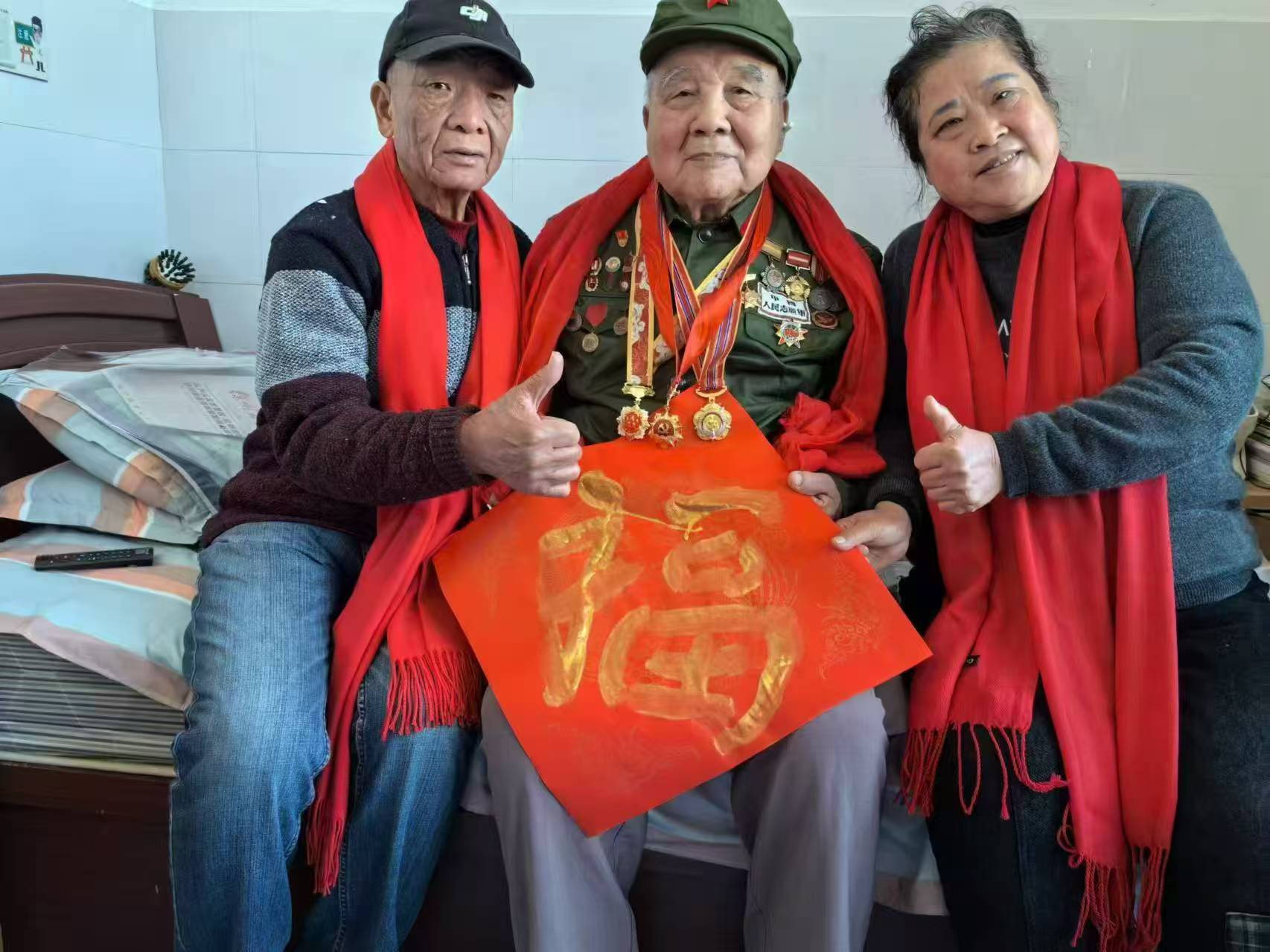 ce75ecfb7ed1f30b227af030bada47de.jpg ce75ecfb7ed1f30b227af030bada47de.jpg