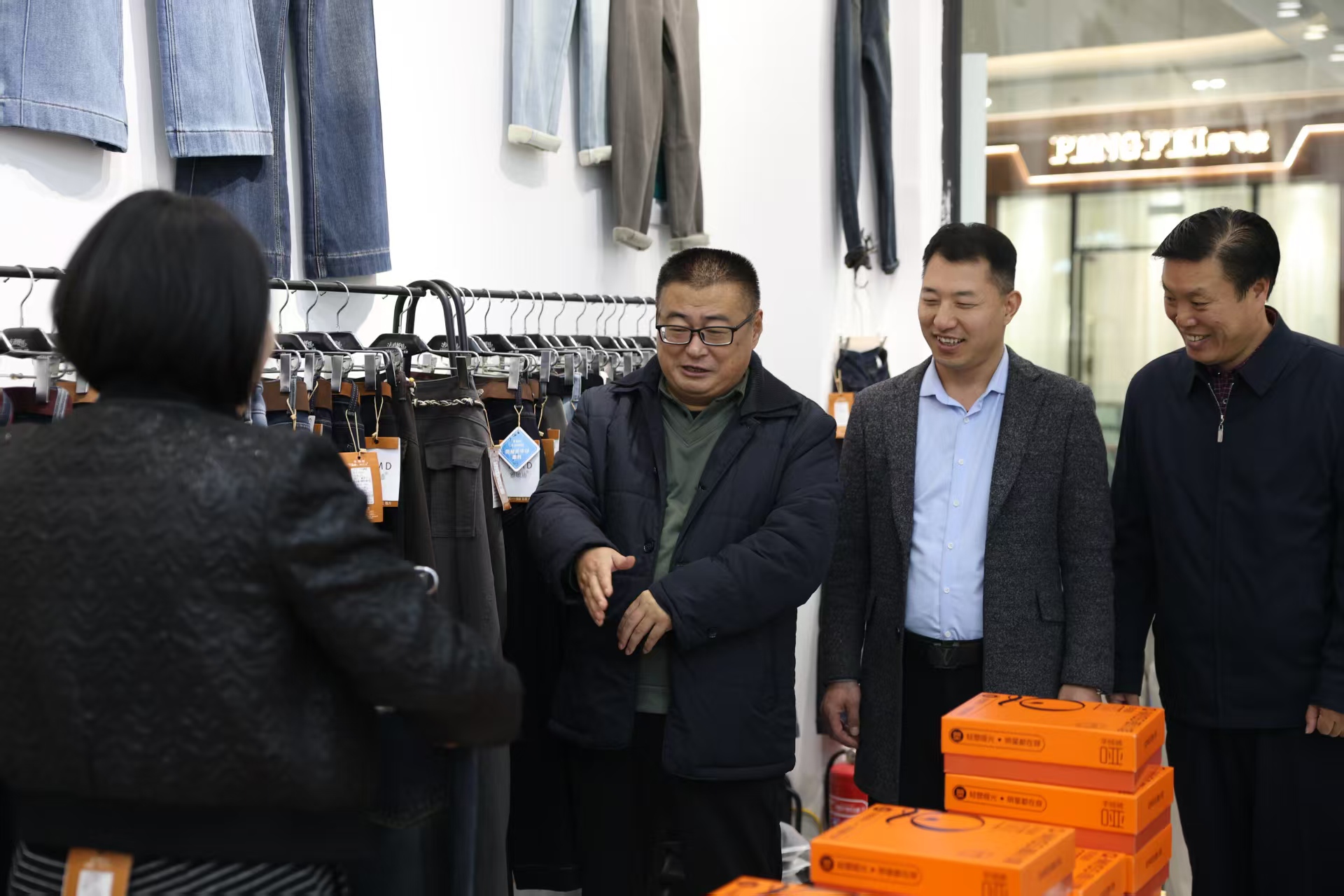 100834fd05294ee8a28ea1bd7e814c91.jpg 100834fd05294ee8a28ea1bd7e814c91.jpg