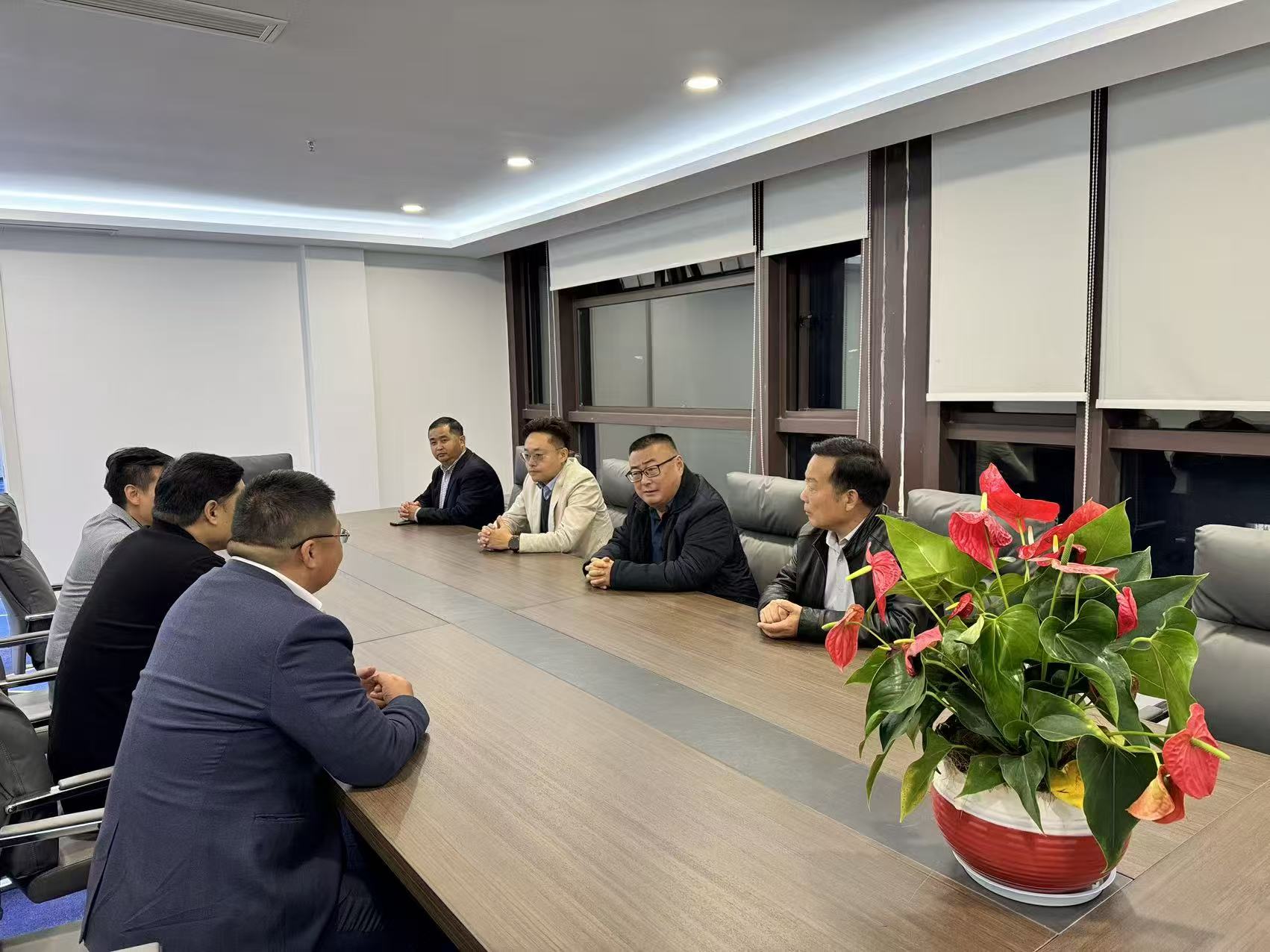 b913fd69057c08ffa7ce158947ad2088.jpg b913fd69057c08ffa7ce158947ad2088.jpg