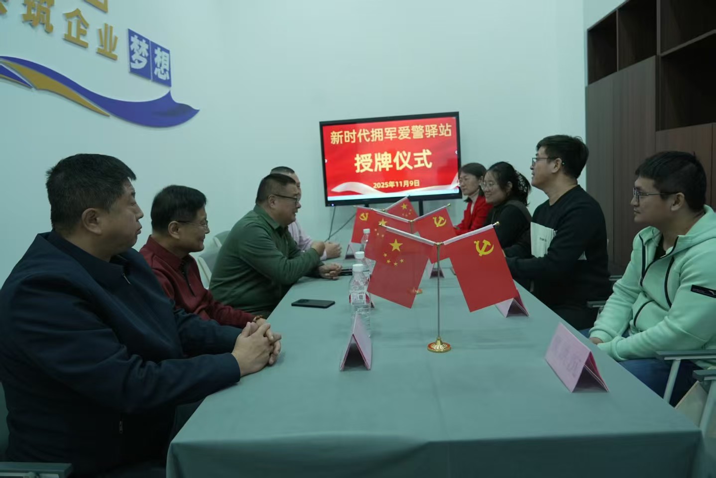 ddcc6e8ae386da4be71ec9ee92ec82eb.jpg ddcc6e8ae386da4be71ec9ee92ec82eb.jpg