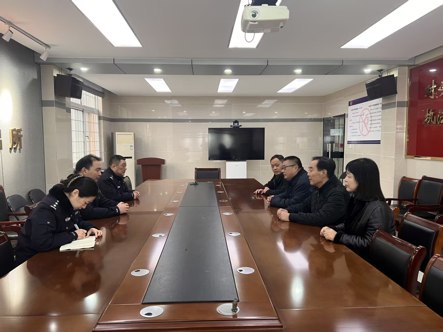 1749fa5260d5b0539901a39029a7c7d6.jpg 1749fa5260d5b0539901a39029a7c7d6.jpg