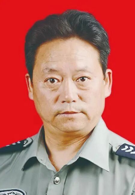 杨稳定 |​ 坚守初心四十载 侠肝义胆写大爱——记山西省见义勇为英模一等功获得者解自立